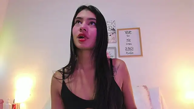 LaurenRodriiguez online show from February 27, 12:38 pm