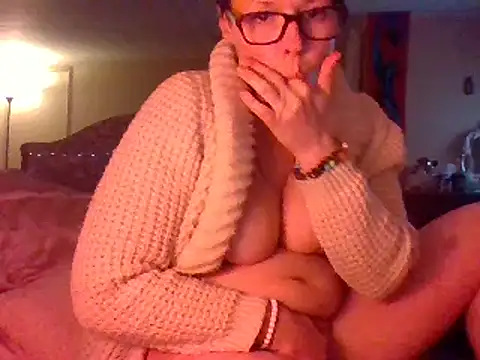 KatieBARBiE98 online show from January 11, 6:45 am