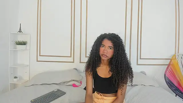 Snapshot of ashley_lemus chatting on February 27, 12:34 pm ashley lemus online show from February 27, 12:34 pm