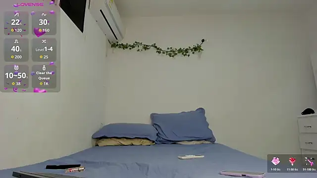 Snapshot of ashley_lemus chatting on November 21, 2:10 am ashley lemus online show from November 21, 2:10 am