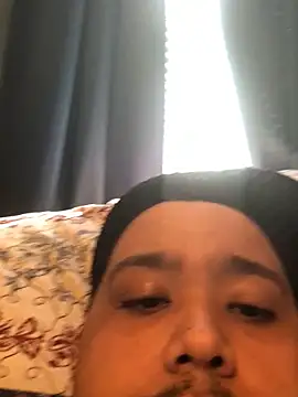 Snapshot of chubbydominican chatting on February 21, 3:32 pm chubbydominican online show from February 21, 3:32 pm