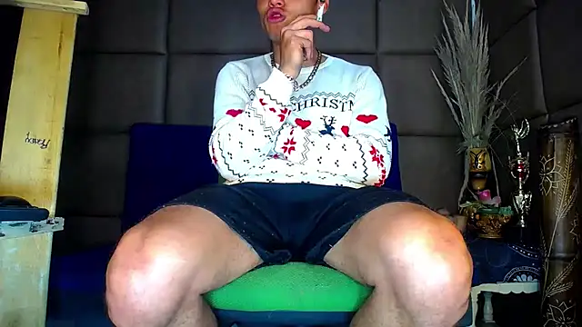 Snapshot of RandyAA_D chatting on March 18, 7:30 am RandyAA D online show from March 18, 7:30 am