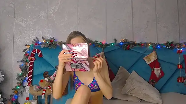 AlyseReuse online show from January 4, 6:19 pm