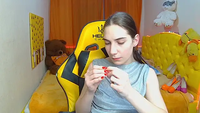 Snapshot of NikaStark_ chatting on February 10, 10:40 pm NikaStark online show from February 10, 10:40 pm
