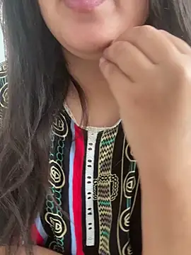 Snapshot of yassminsexy22 chatting on September 11, 11:21 am yassminsexy22 online show from September 11, 11:21 am