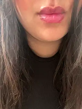 Snapshot of yassminsexy22 chatting on September 25, 9:35 am yassminsexy22 online show from September 25, 9:35 am