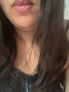 Snapshot of yassminsexy22 chatting on October 26, 12:00 pm yassminsexy22 online show from October 26, 12:00 pm