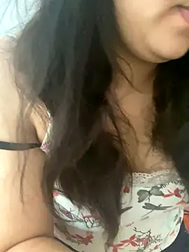 Snapshot of yassminsexy22 chatting on November 18, 12:31 pm yassminsexy22 online show from November 18, 12:31 pm