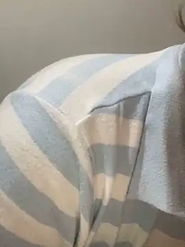 Snapshot of yassminsexy22 chatting on February 25, 8:07 pm yassminsexy22 online show from February 25, 8:07 pm