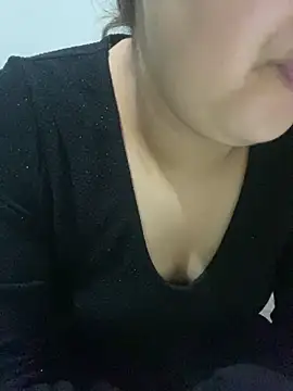 Snapshot of yassminsexy22 chatting on February 27, 9:37 pm yassminsexy22 online show from February 27, 9:37 pm