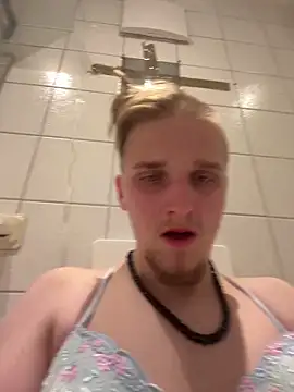 Michaela1222 online show from April 13, 9:15 am