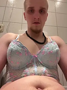 Michaela1222 online show from April 14, 1:28 pm