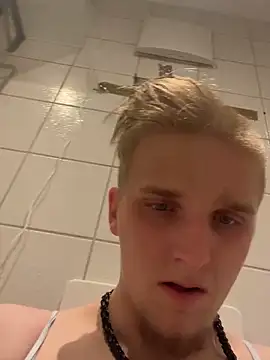 Michaela1222 online show from April 18, 3:43 am