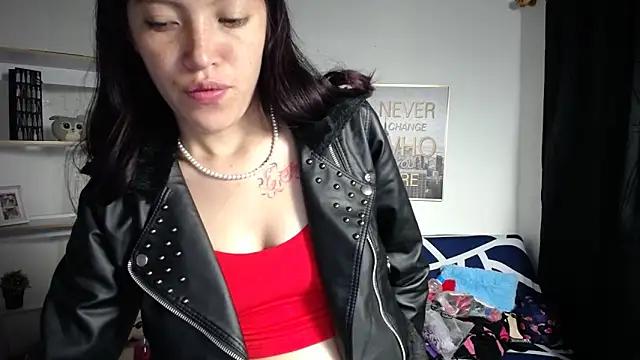 Sian  1 online show from December 17, 12:43 pm