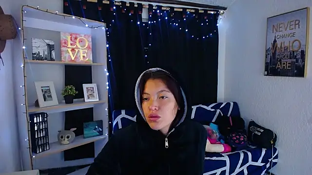 Sian  1 online show from February 12, 1:27 pm