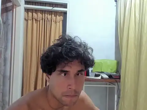 SophiaLevis online show from October 22, 11:48 pm