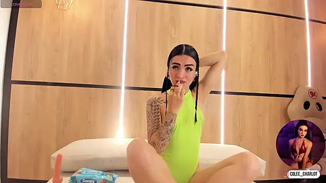 charlotte colee online show from November 7, 11:54 am