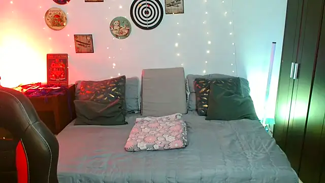 catalinamommyx online show from March 5, 1:45 am