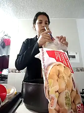 Bonny Klote online show from January 28, 1:39 am