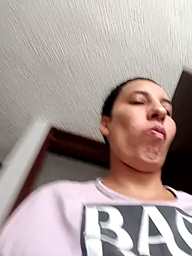 Bonny Klote online show from February 28, 5:14 pm