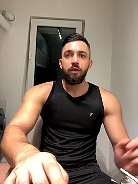 Snapshot of LoveIsBlind_ chatting on December 3, 2:58 am LoveIsBlind  online show from December 3, 2:58 am