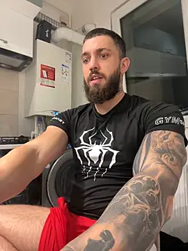 Snapshot of LoveIsBlind_ chatting on October 27, 7:40 pm LoveIsBlind  online show from October 27, 7:40 pm