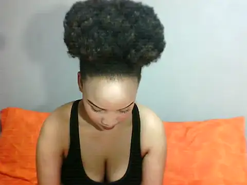 SmallSlut5 online show from November 8, 2:06 pm