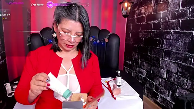 Snapshot of Madame_Jay chatting on January 4, 1:10 pm Madame Jay online show from January 4, 1:10 pm