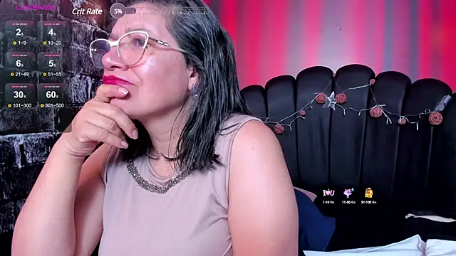 Snapshot of Madame_Jay chatting on January 11, 2:52 am Madame Jay online show from January 11, 2:52 am