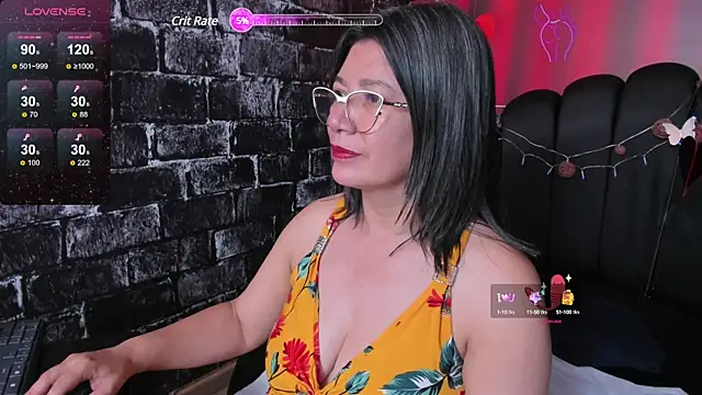 Snapshot of Madame_Jay chatting on February 23, 3:40 pm Madame Jay online show from February 23, 3:40 pm