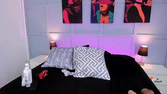 Elizabeth Santos online show from January 15, 7:37 am