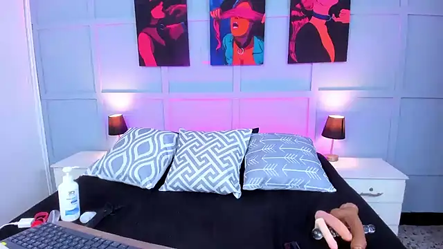 Elizabeth Santos online show from January 17, 7:19 am