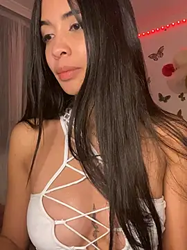 lina pink online show from January 15, 6:01 am