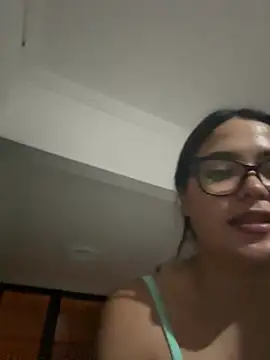 Snapshot of Karla-sexy01 chatting on January 4, 9:00 am Karla-sexy01 online show from January 4, 9:00 am