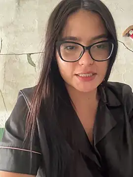 Snapshot of Karla-sexy01 chatting on January 27, 3:50 pm Karla-sexy01 online show from January 27, 3:50 pm