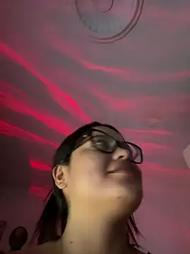 Snapshot of Karla-sexy01 chatting on February 17, 9:35 am Karla-sexy01 online show from February 17, 9:35 am