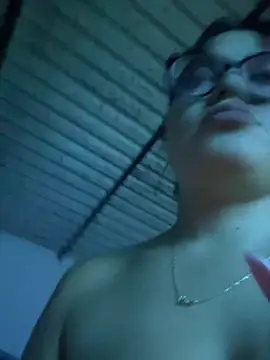 Snapshot of Karla-sexy01 chatting on February 20, 8:39 am Karla-sexy01 online show from February 20, 8:39 am