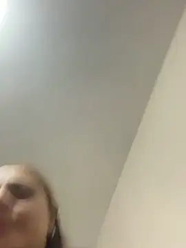 Snapshot of evy_orange1 chatting on December 3, 2:25 am evy orange1 online show from December 3, 2:25 am