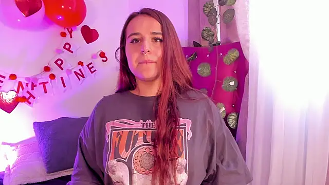 Snapshot of evy_orange1 chatting on January 31, 7:29 pm evy orange1 online show from January 31, 7:29 pm