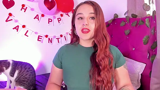 Snapshot of evy_orange1 chatting on February 5, 3:42 pm evy orange1 online show from February 5, 3:42 pm