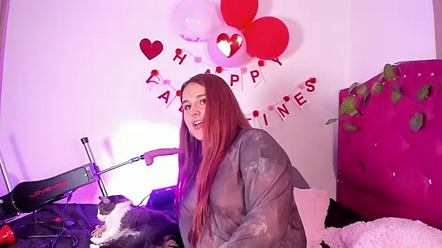 Snapshot of evy_orange1 chatting on February 6, 6:46 pm evy orange1 online show from February 6, 6:46 pm