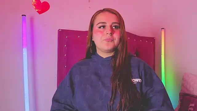 Snapshot of evy_orange1 chatting on October 7, 1:14 am evy orange1 online show from October 7, 1:14 am