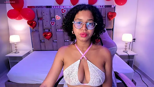 MilaHall  online show from February 11, 3:40 am