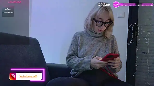 Snapshot of Giuliana_baby chatting on January 21, 8:08 am Giuliana baby online show from January 21, 8:08 am