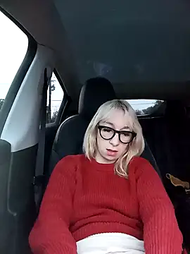 Snapshot of Giuliana_baby chatting on February 1, 7:36 am Giuliana baby online show from February 1, 7:36 am