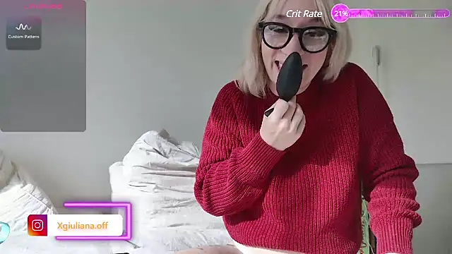 Snapshot of Giuliana_baby chatting on February 24, 2:15 pm Giuliana baby online show from February 24, 2:15 pm