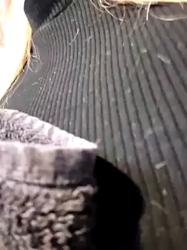 Snapshot of Giuliana_baby chatting on March 3, 9:33 am Giuliana baby online show from March 3, 9:33 am