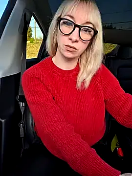 Snapshot of Giuliana_baby chatting on March 6, 4:07 pm Giuliana baby online show from March 6, 4:07 pm