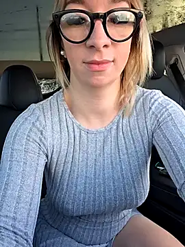 Snapshot of Giuliana_baby chatting on October 5, 7:39 am Giuliana baby online show from October 5, 7:39 am