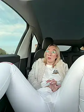 Giuliana baby online show from April 20, 5:10 am